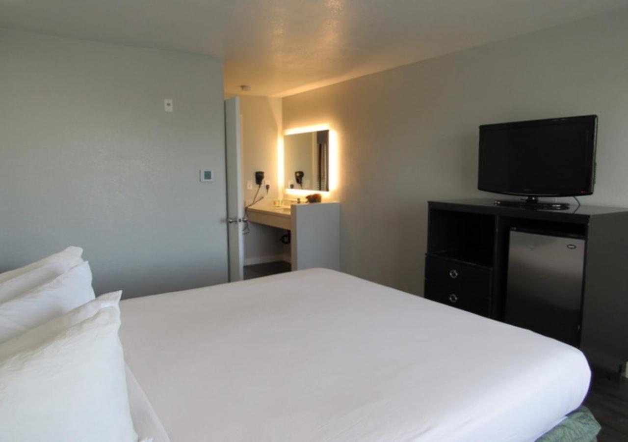 Capri Suites Anaheim Luaran gambar