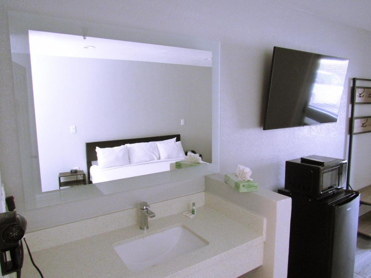 Capri Suites Anaheim Luaran gambar
