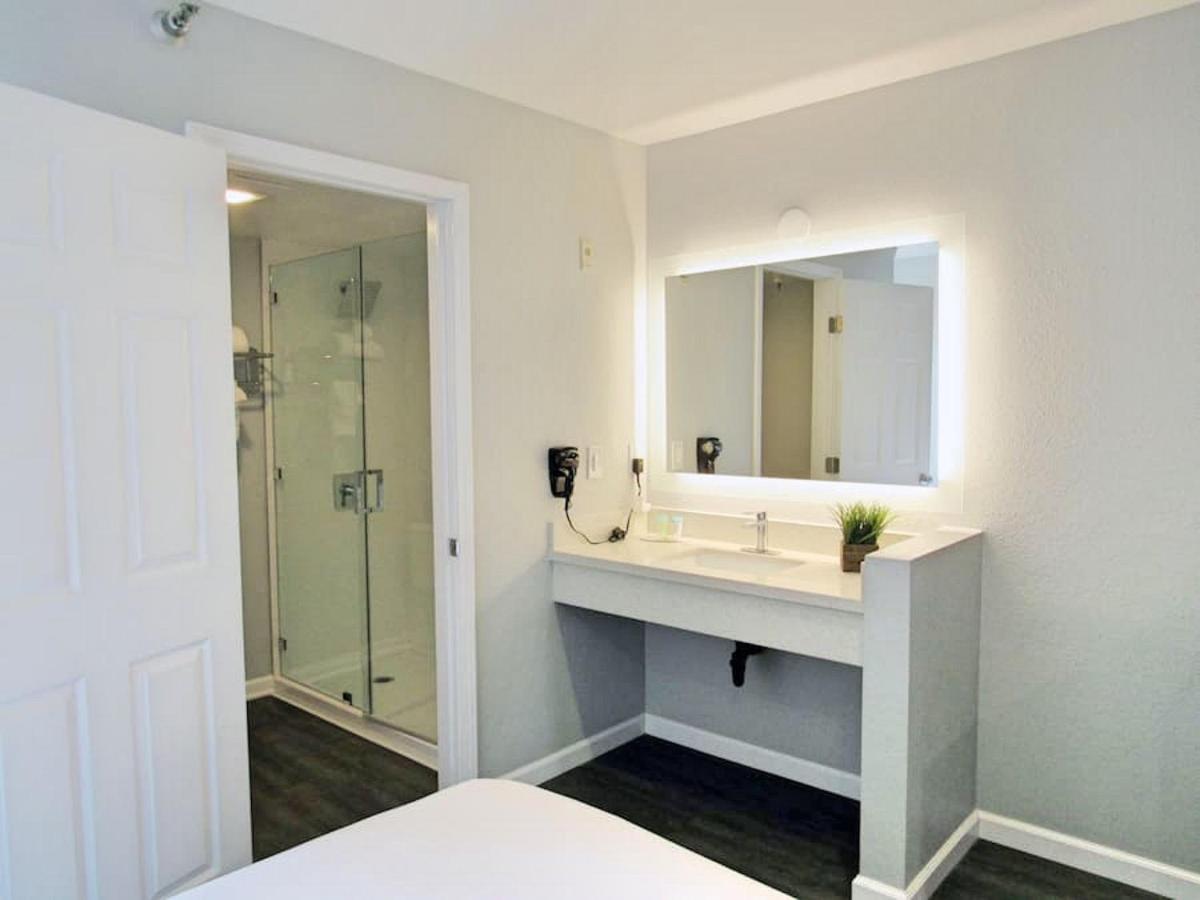 Capri Suites Anaheim Luaran gambar