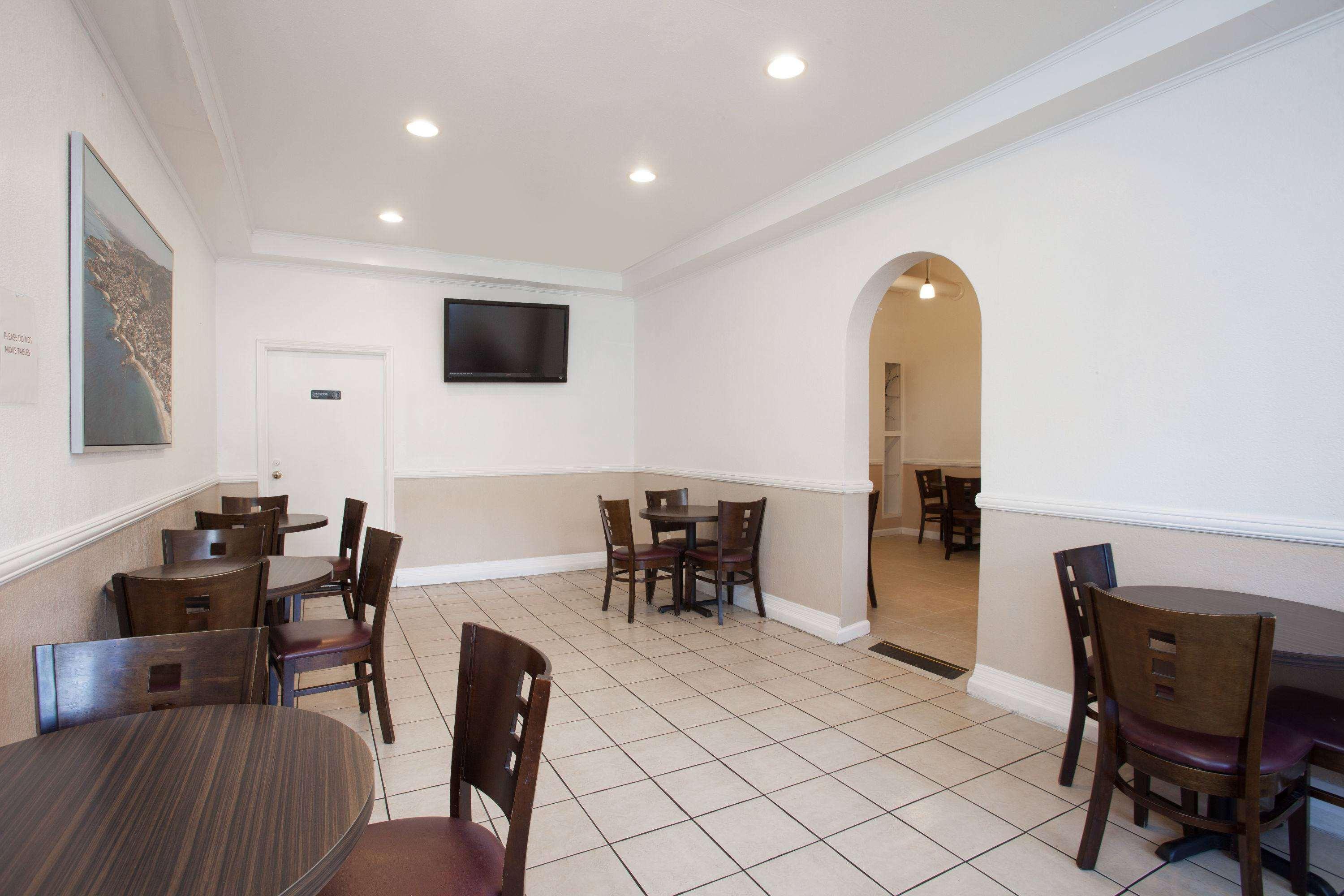 Capri Suites Anaheim Luaran gambar