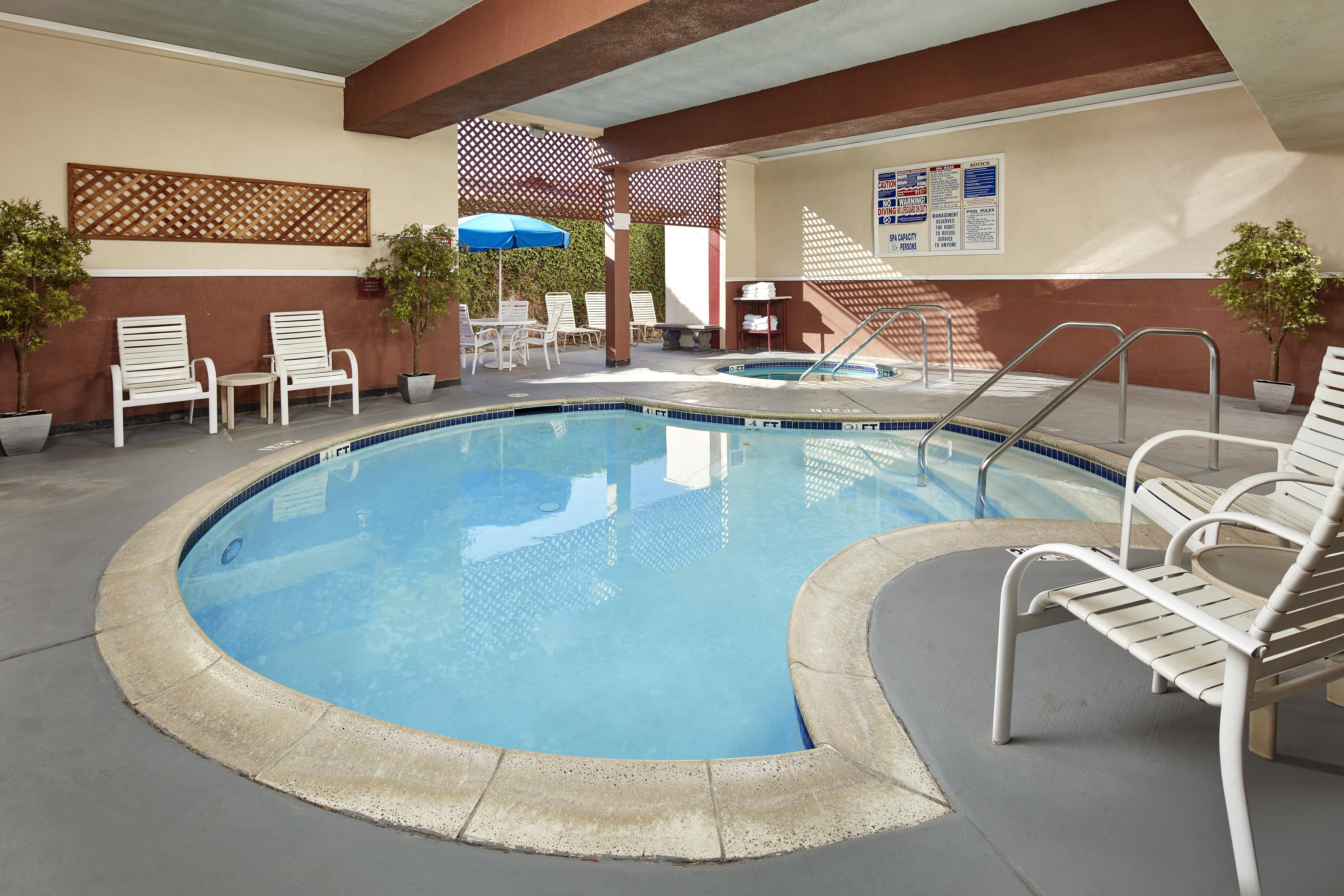 Capri Suites Anaheim Luaran gambar